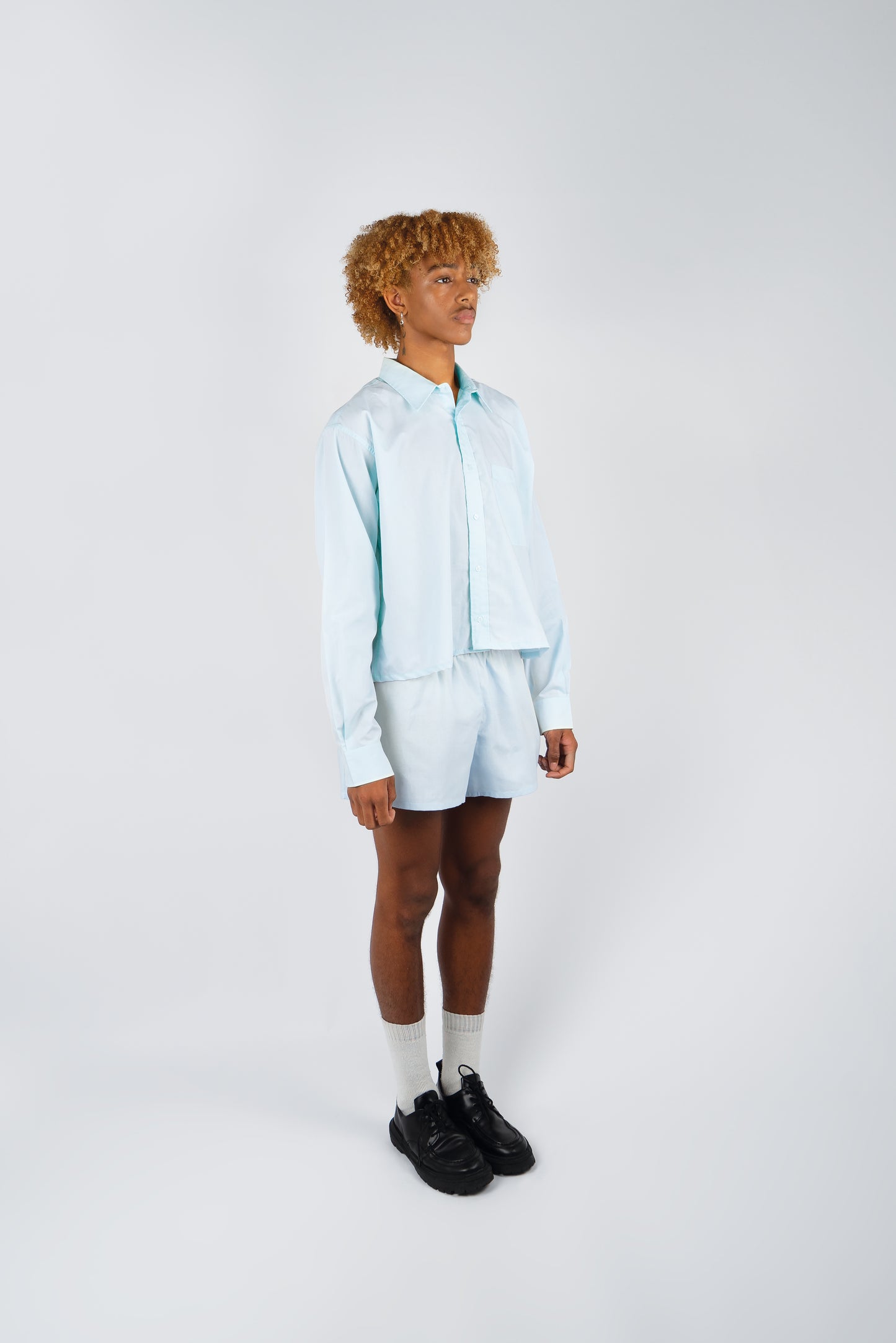 SHORT COIRE BLEU